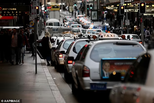“刚上出租车就加价！”悉尼乘客怒斥司机多收费，网友：很正常（组图） - 3