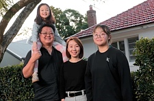 悉尼华人家庭卖掉三房换四房，两者差价竟然高达$100万（组图）