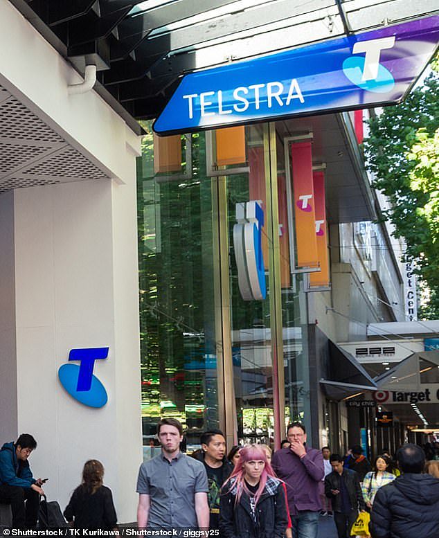 Telstra 宣布在澳大利亚邮政、Telstra 商店或通过支票支付 1 澳元的费用将翻倍至 2.50 澳元