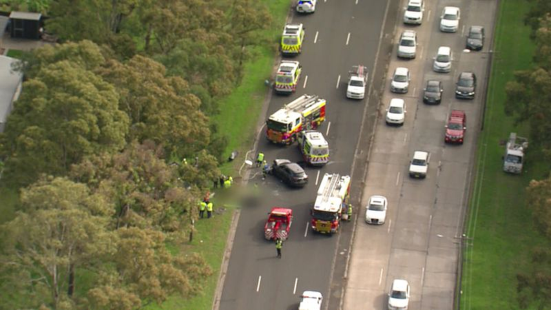 悉尼公路2车相撞，多人受伤！交通拥堵或致延误（图） - 2