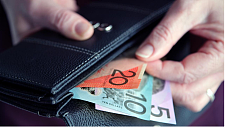 “钱太多，怎么花？”澳洲退休人员致函保章寻求财务建议，网友感叹“酸死了”（组图）