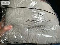 旅客称国泰航班3语播报，空姐主动逐一问乘客“要不要毛毯”（组图）
