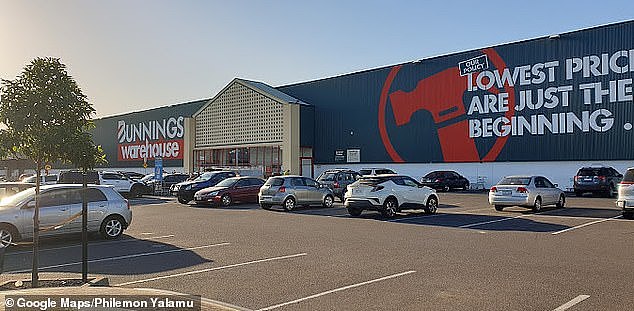 顾客声称 Bunnings 员工在与他对峙之前对他的妻子大喊大叫（如图，墨尔本 Broadmeadows 的 Bunnings）