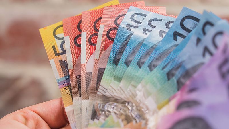 7月1日起正式实施！澳洲最低工资上调5.75%，267万澳人受影响！专家：大幅加薪恐迫使澳联储加息（图） - 3