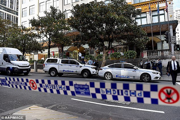 A exclusion zone which cordoned off several busy CBD streets has since been lifted