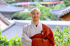 韩国著名佛教大师被爆有私生子女！现在的和尚住豪宅·狂敛财，色戒也要犯（组图）