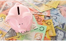 忧心！多达15%澳人没有“紧急储备金”，专家警告：恐深陷债务泥潭（图）