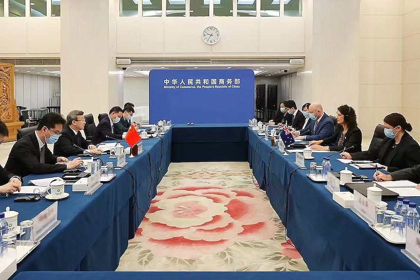 中国与新西兰举行第32届中新经贸联委会。