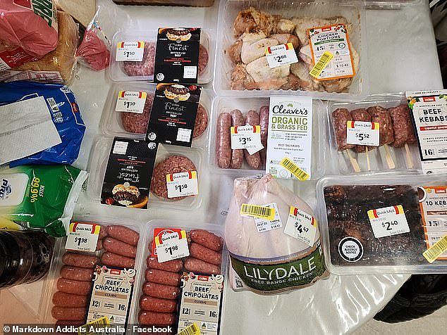 Nessa, from Victoria, visited her local supermarket at 9:30am this week and scored $208 worth of groceries for a mere $53. The food haul consisted of kebabs, beef chipolatas, drumsticks, beef sausages, chicken portions and beef patties