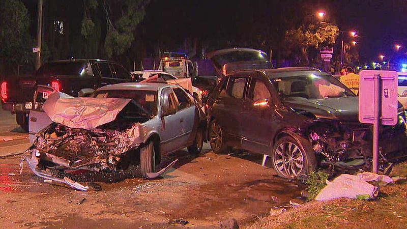 悉尼Strathfield 6车相撞，致5人受伤送医！1男子当场被捕（图） - 2