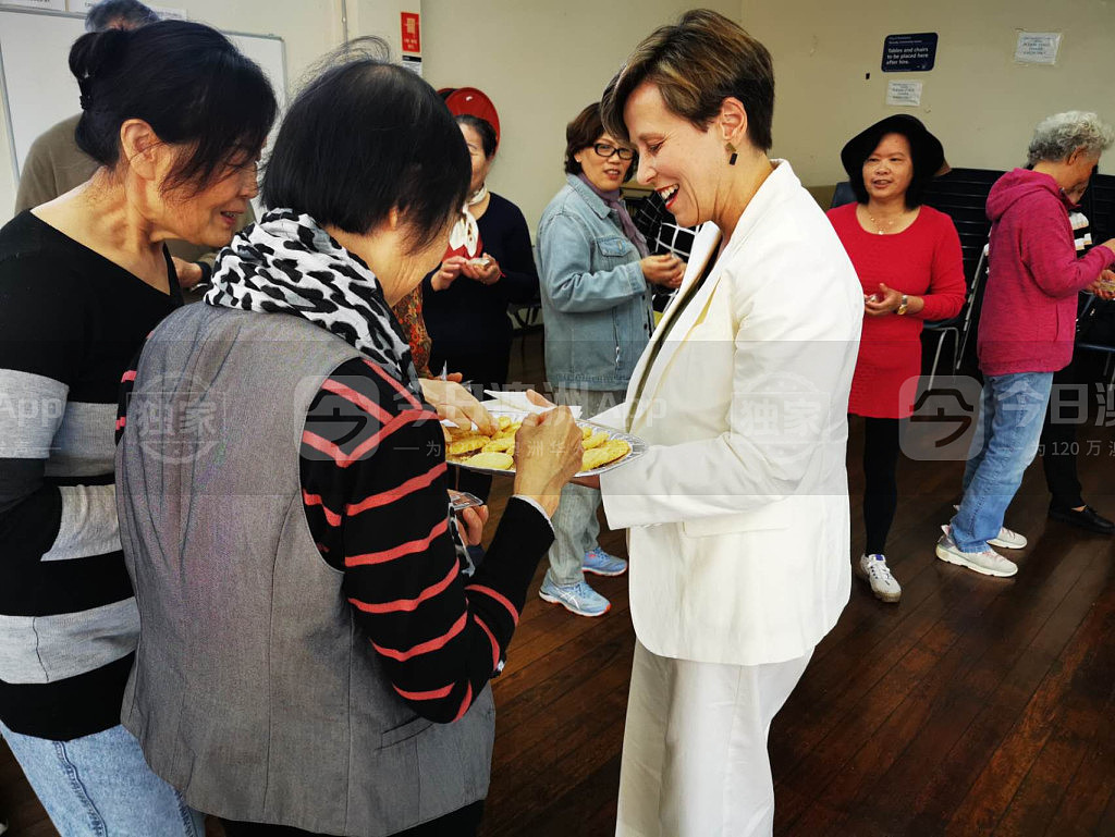 澳联邦移民部长拜访亚裔女工互助会，盛赞女性贡献！拨款$10万，为社区女性提供支援（组图） - 5