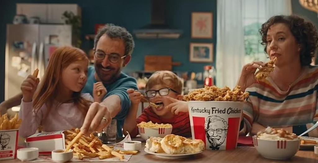 澳KFC推全新家庭套餐！4个汉堡和4份薯条只要$15，限时上架，速冲（组图） - 3