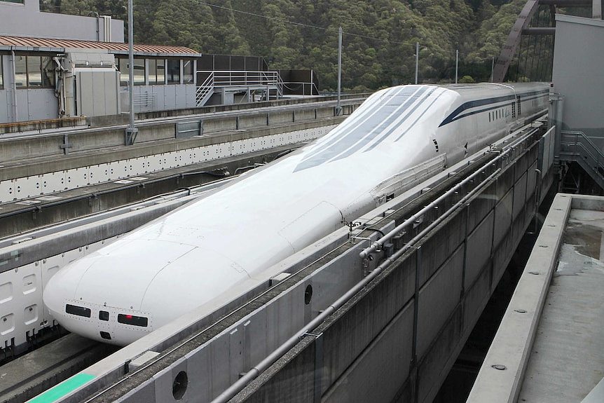 Japan maglev train.jpg