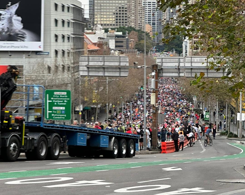 City2Surf今晨开跑！8万人涌上悉尼街头，多条道路封闭，司机注意绕行（视频/组图） - 7