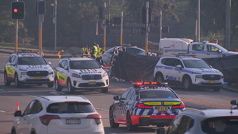 悉尼行人被卡车撞倒当场死亡！事发路段关闭，致交通拥堵（图） - 2
