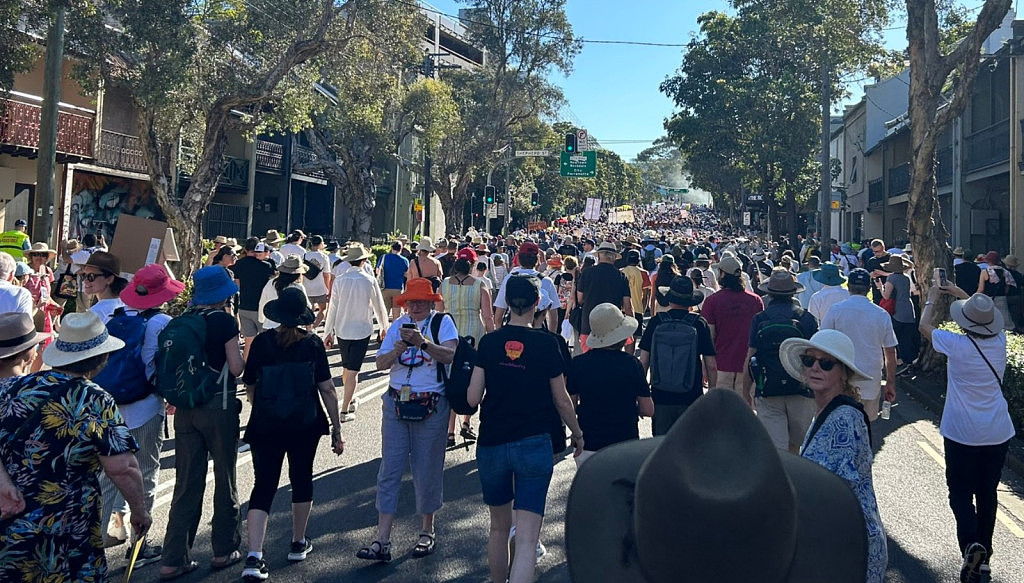 悉尼墨尔本爆发大规模游行示威！近万人涌上街头，声援“原住民之声”（视频/组图） - 7