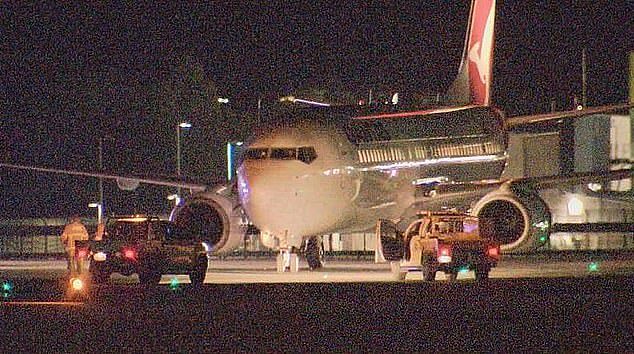 Passengers on Boeing 737 flight QF596 were left stranded at Gold Coast Airport with no food or water after landing from Sydney at 8.30pm on Tuesday night