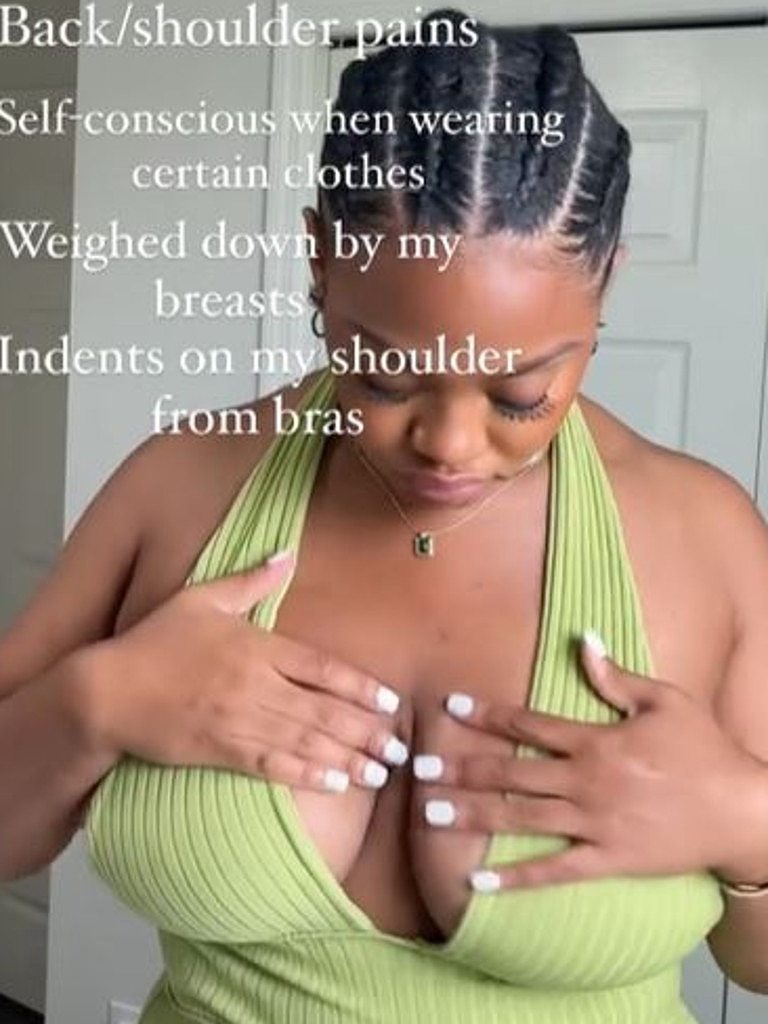 Women are sharing how big boobs can hurt. Picture: TikTok/ lynnswayxx