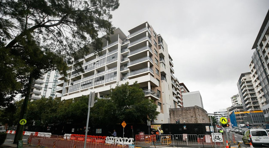 苦等4年半，有家不能回！悉尼开裂公寓楼业主将提起上诉，出售整栋大楼（组图） - 3