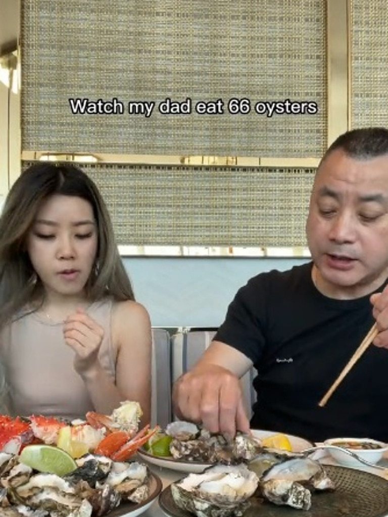 A TikTok user revealed her dad ate a whopping 66 oysters at the buffet. Picture: TikTok/xixiplease