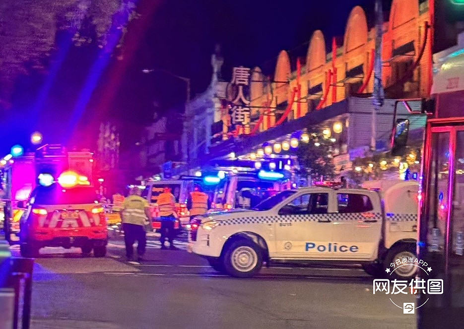 澳华人区深夜惨烈车祸！汽车撞向街边人群，5人紧急送医！19岁肇事司机当场被捕（视频/组图） - 3