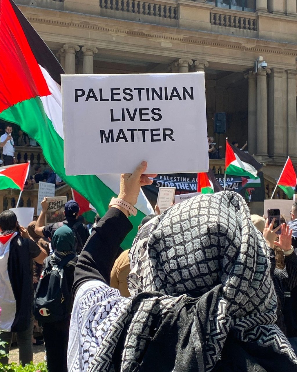 悉尼CBD再次爆发亲巴勒斯坦游行！数千示威者涌向市政厅（视频/组图） - 16