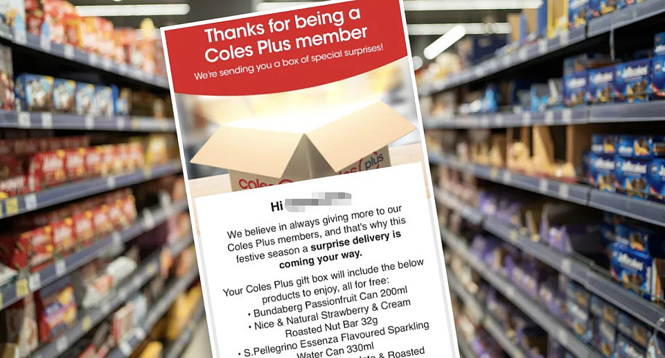 一封 Coles 的电子邮件覆盖在超市过道的顶部。