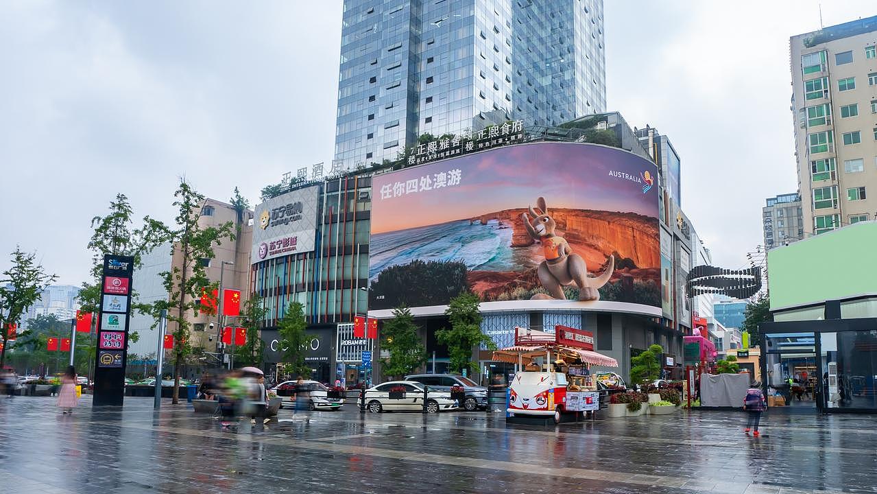 Ruby the Roo 已经出现在世界各地的电子广告牌上，其中包括中国成都。 图片：澳大利亚旅游局