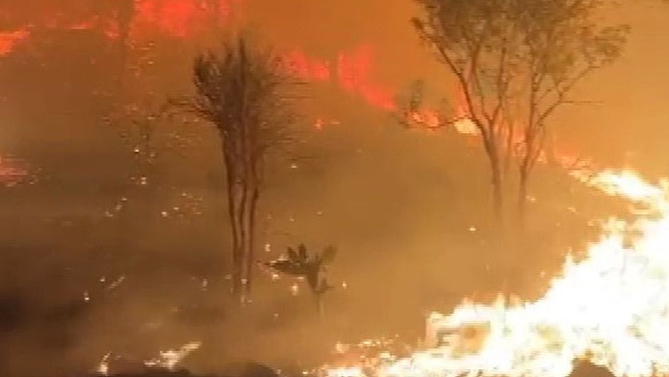 昆州下雨了！肆虐的山火有望“息怒”，但这些地方的居民仍需警惕（组图） - 5