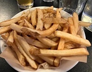 悉尼酒吧一份薯条$16遭吐槽，网友反应不一：你没看价格？（组图）