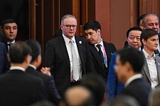 澳洲总理访华，中国扭转外交政策，从“战狼外交”转型？（图）