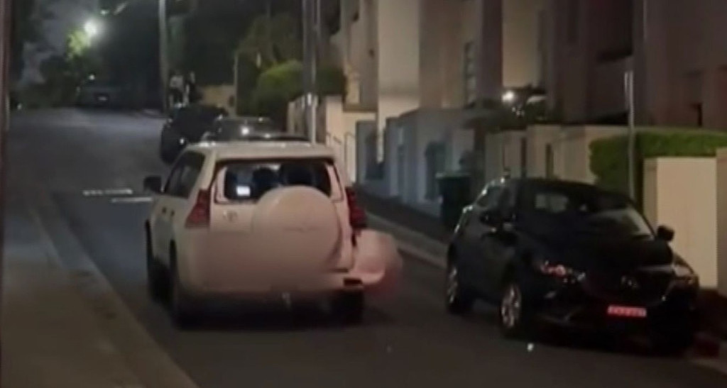视频曝光！青少年偷车在悉尼街头狂飙，沿途连撞30辆汽车！最小“偷车贼”仅12岁（视频/组图） - 3