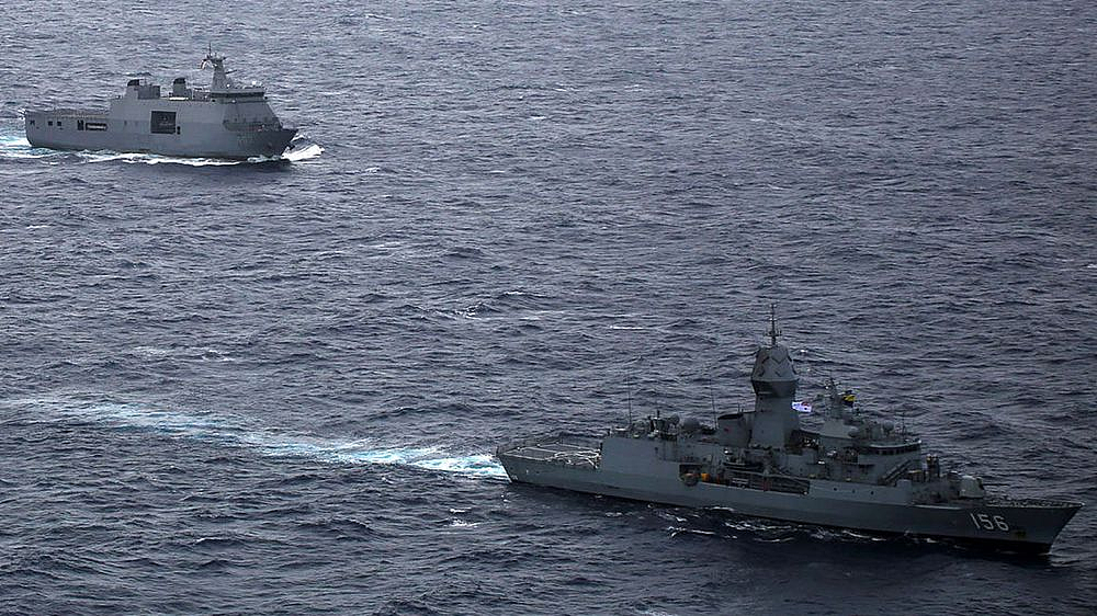 澳军舰赴南海参加联合演习，《环球时报》：针对中国的惯犯（组图） - 2