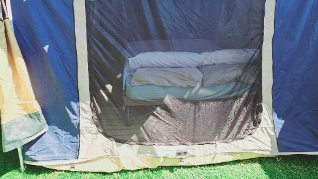悉尼“隔音”帐篷挂牌出租，$86一晚！网友热议：这是在非法敛财（组图） - 3