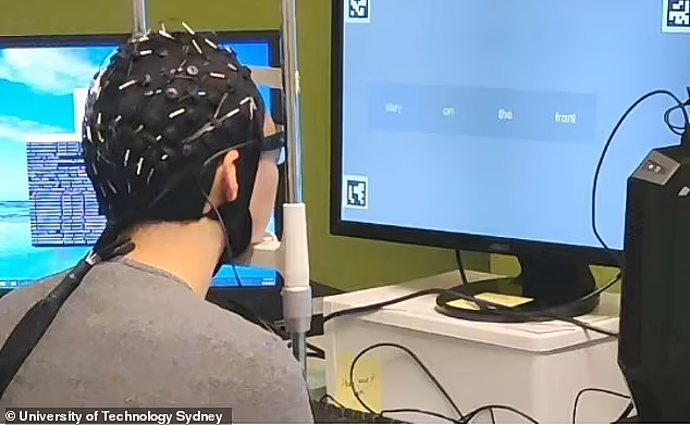 澳科学家首创“读心头盔”！可将脑电波转化为文字，操作更简单（组图） - 2