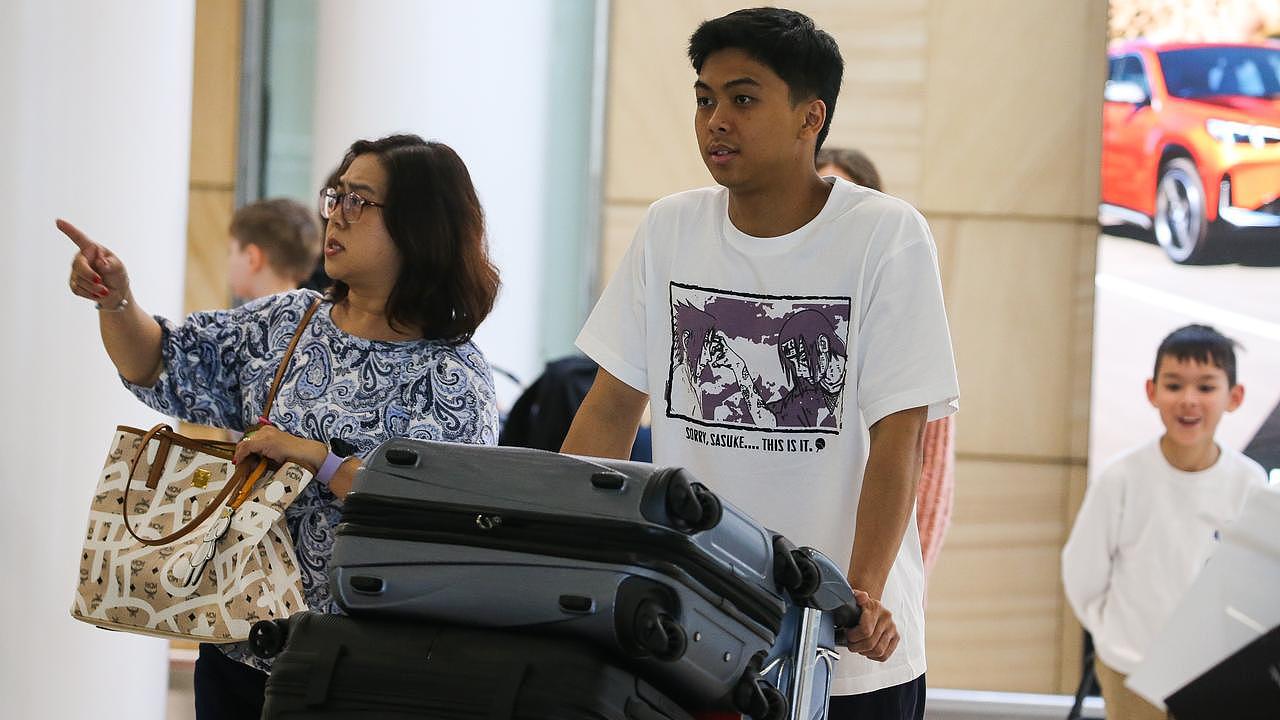 Australia’s annual migration intake surged to 518,000 in the year to June, the highest ever. Picture: NCA Newswire / Gaye Gerard