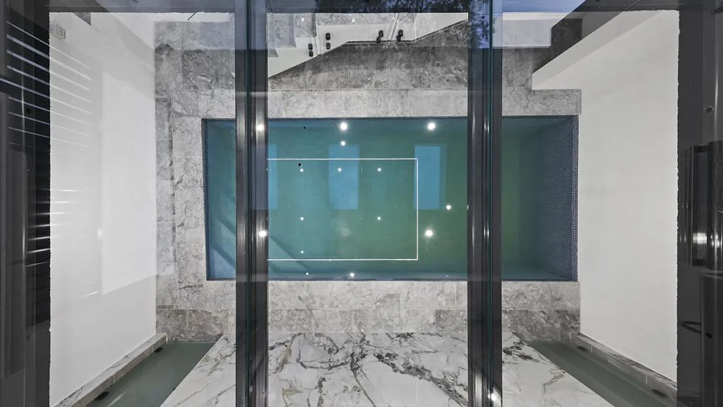悉尼全新双拼房$290万挂牌！设有“独一无二”地下泳池，位于“抢手地段”（组图） - 4