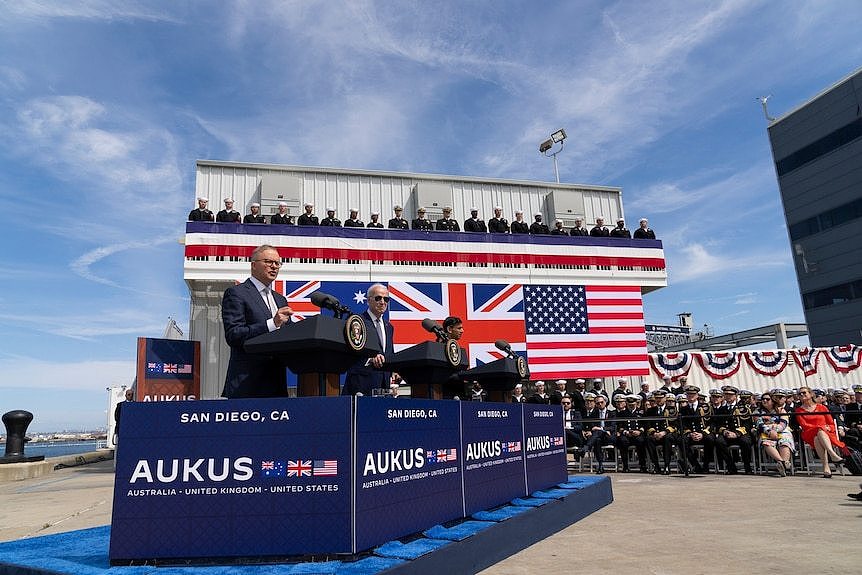 Anthony Albanese, Joe Biden, and Rishi Sunak at the launch of the AUKUS deal in the US