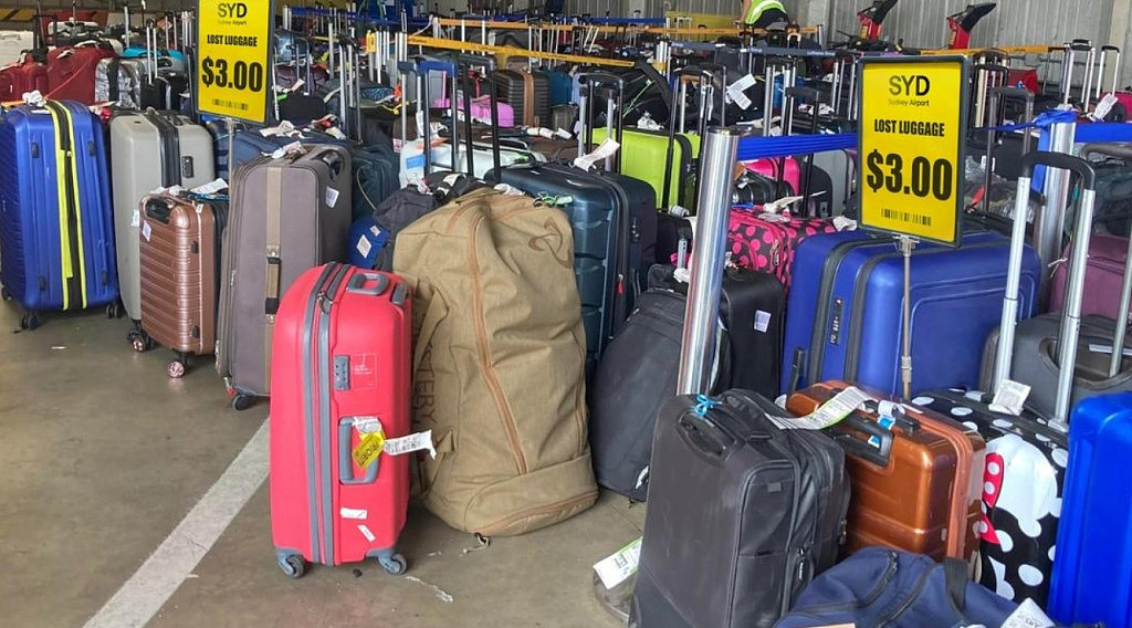 悉尼机场甩卖无主行李，每件仅需3澳元？大批网友“晒单”，官方回应（组图） - 2