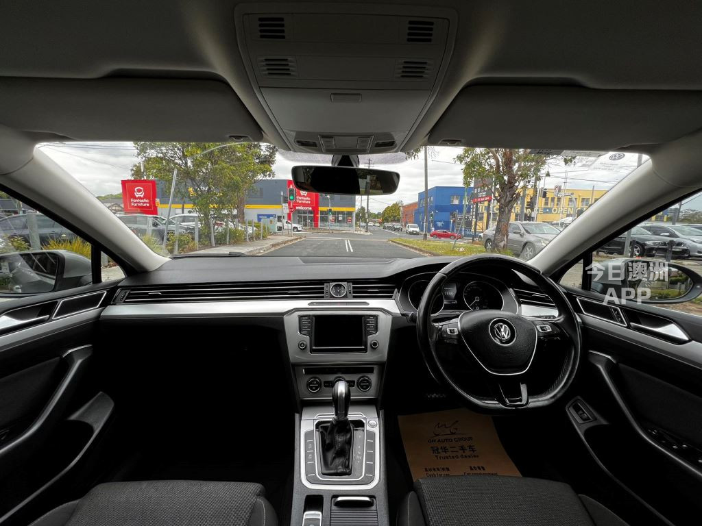 2016年Volkswagen Passat 132TSI 六万八千公里免费三年保修