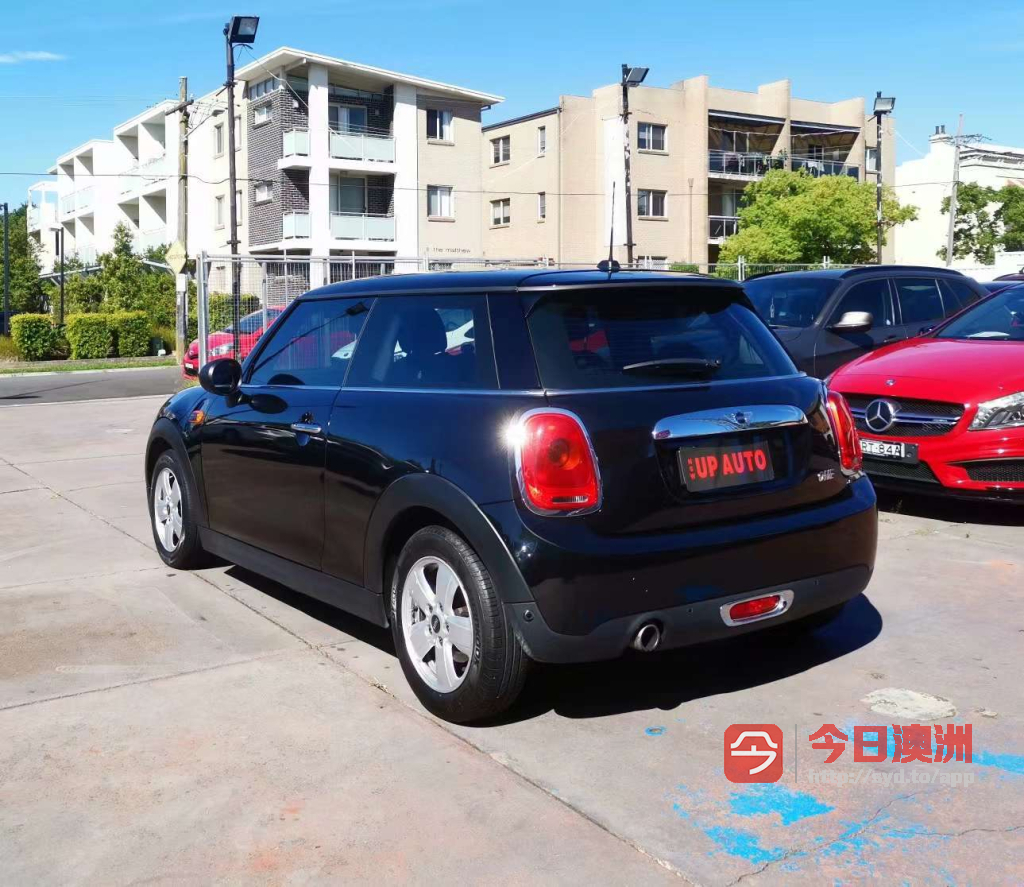 今日悉尼15款 MINI Cooper 低公里 完美车况 市场最低价 15款 MINI Cooper 低公里 完美车况 市场最低价