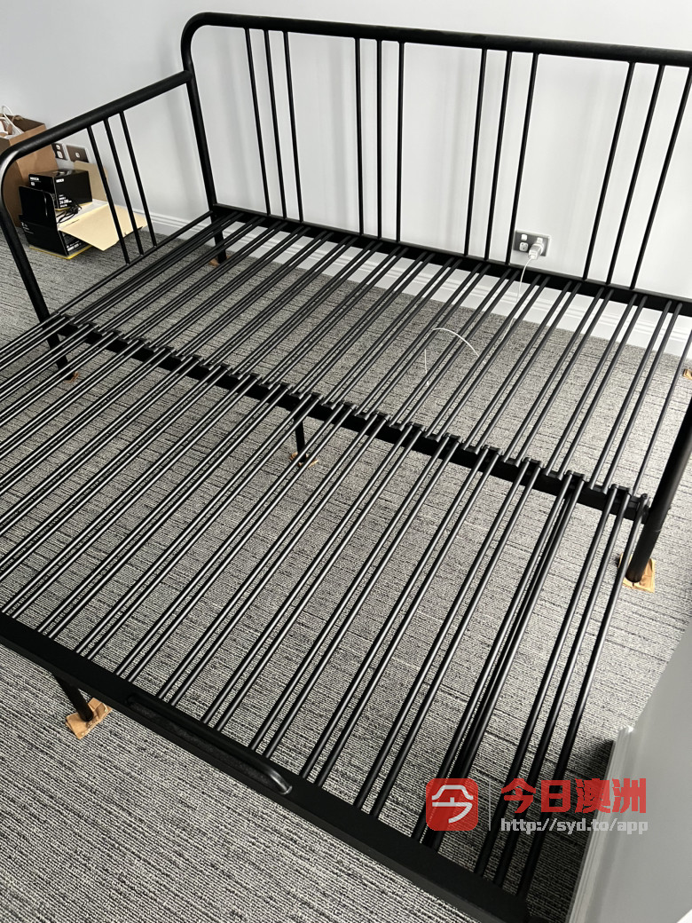 IKEA day bed 日间床 沙发床