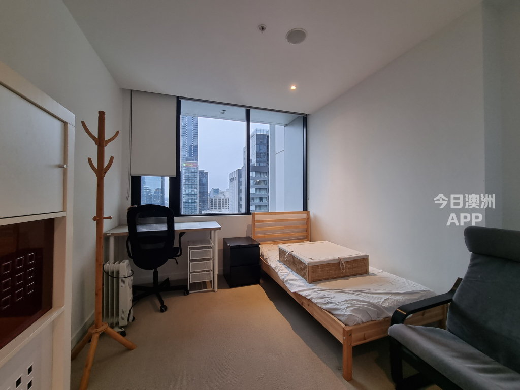 今日珀斯Melbourne City 7月招租CBD两房一卫带家具家电双明房 Melbourne City 7月招租CBD两房一卫带家具家电双明房