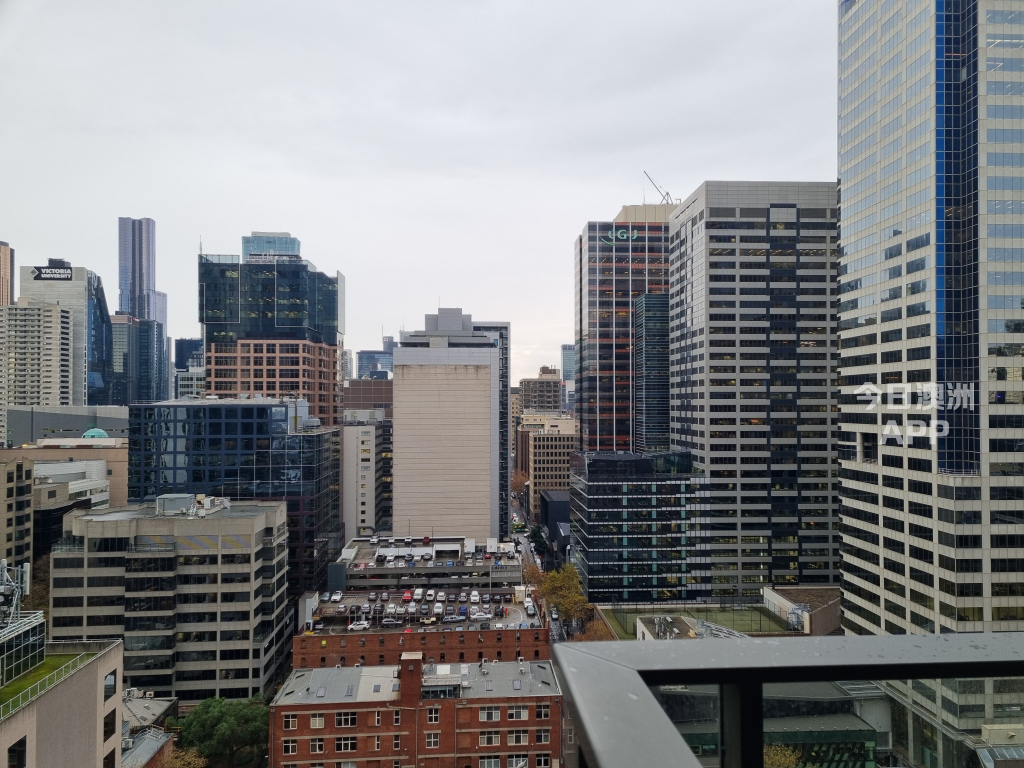 今日珀斯Melbourne City 7月招租CBD两房一卫带家具家电双明房 Melbourne City 7月招租CBD两房一卫带家具家电双明房