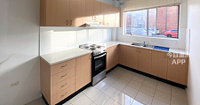 Burwood ashfield 3b1b 南区2两房一厅拎包入住及储藏室 工作室