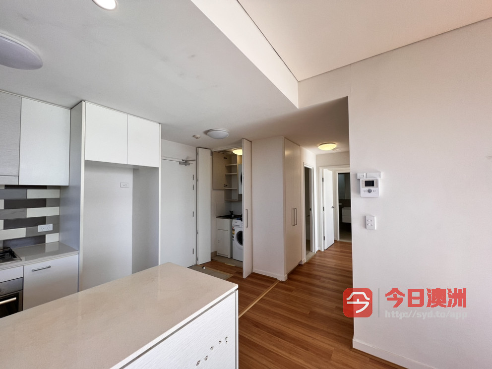 今日珀斯Campsie 东北朝向 全新地板 开阳两房两卫两车位 精品小区单位出租 Campsie 东北朝向 全新地板 开阳两房两卫两车位 精品小区单位出租