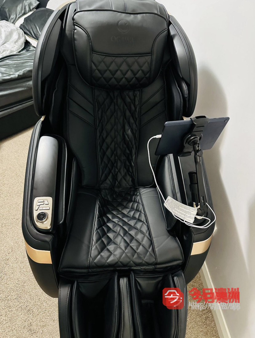 Master Drive AI 4D Massage Chair