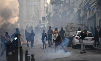 法国警察枪杀17岁少年引骚乱