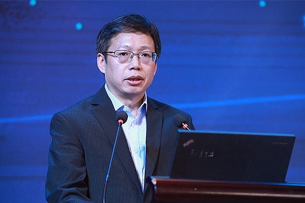 中共中宣部出版局局长冯士新据报被撤职。