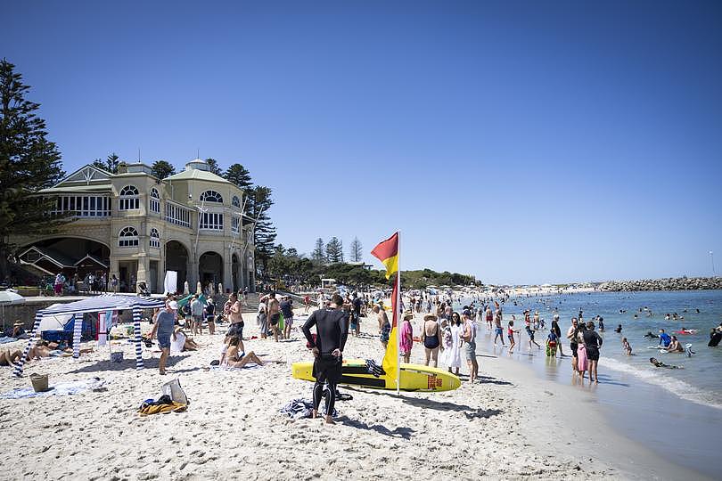 A general view of Christmas Day at Cottesloe Beach Dec 25, 2023